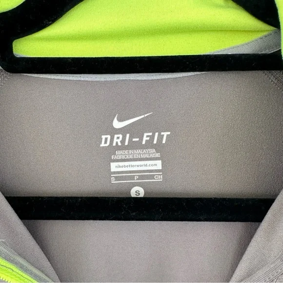 Nike 1/4 Zip Grey with Neon Accent Womens Pullover Running Top Fitted Size Small - Picture 8 of 8
